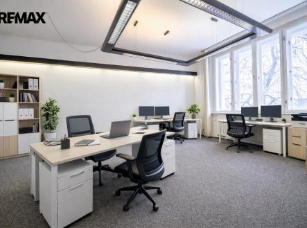 Pronájem kanceláře, 148 m²