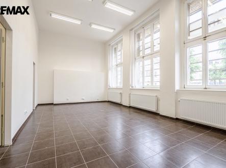 Pronájem kanceláře, 31 m²