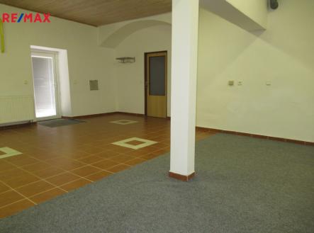 Pronájem kanceláře, 69 m²