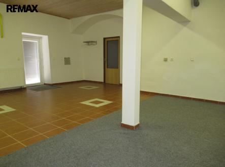 Pronájem kanceláře, 69 m²