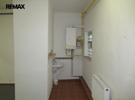 Pronájem kanceláře, 69 m²