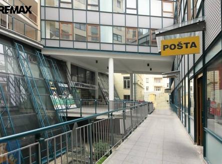 Pronájem obchodní prostor, 257 m²