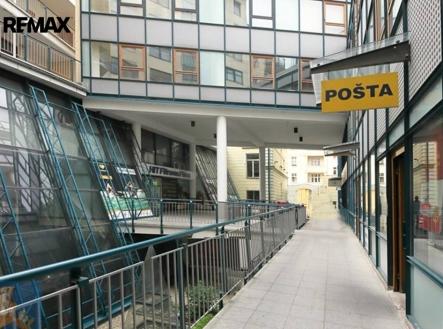 Pronájem obchodní prostor, 257 m²