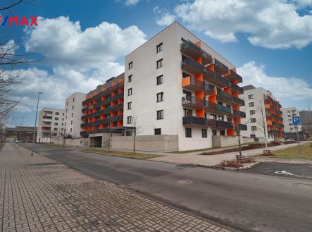 Pronájem bytu, 3+kk, 74 m²