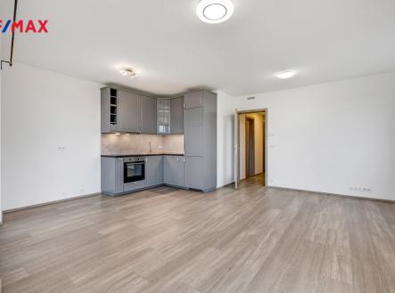 Pronájem bytu, 2+kk, 56 m²