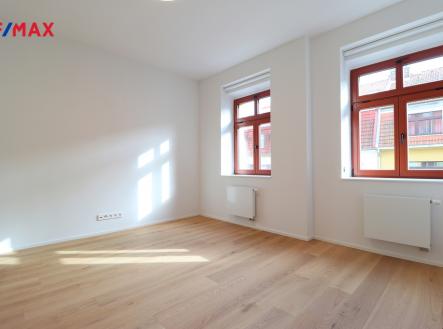 Pronájem bytu, 1+1, 32 m²