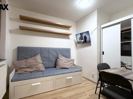 Pronájem bytu, 1+kk, 20 m² obrázek