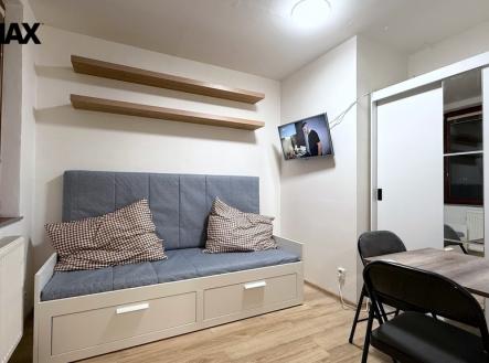 Pronájem bytu, 1+kk, 20 m² obrázek