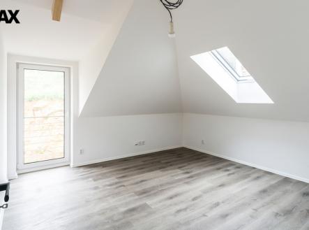 Pronájem bytu, 2+kk, 57 m²