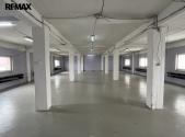 Pronájem skladovací prostor, 383 m²