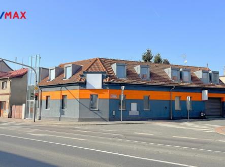 Pronájem kanceláře, 282 m²