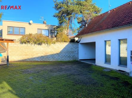 Pronájem kanceláře, 282 m²