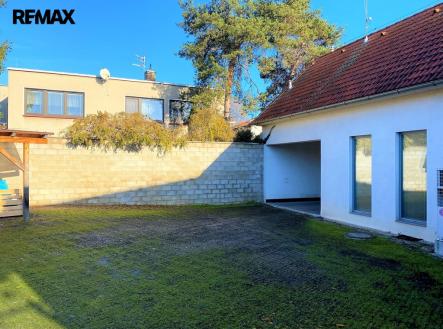 Pronájem kanceláře, 282 m²