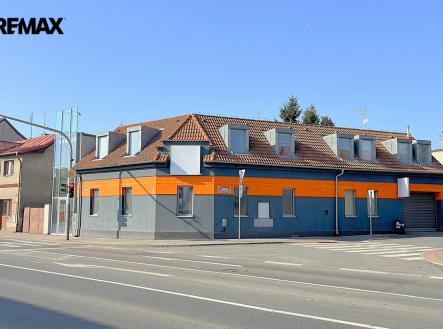 Pronájem kanceláře, 282 m²