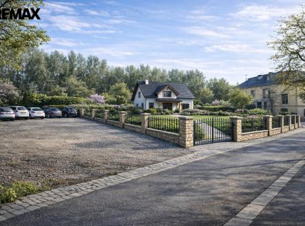 Prodej pozemku pro komerční výstavbu, 811 m²