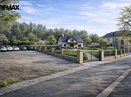 Prodej pozemku pro komerční výstavbu, 811 m²