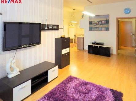 Pronájem bytu, 2+kk, 56 m²