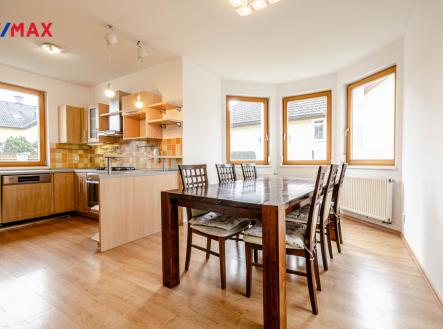 Prodej bytu, 6+1, 240 m²