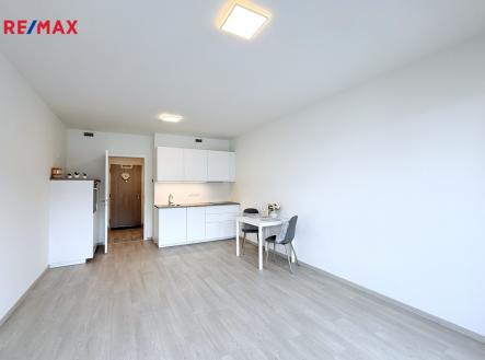 Pronájem bytu, 1+kk, 32 m²