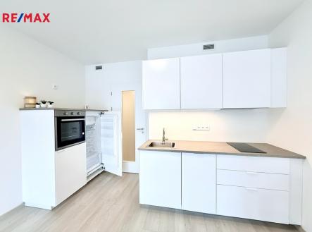 Pronájem bytu, 1+kk, 32 m²