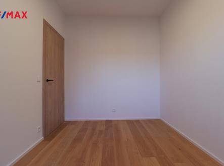 Pronájem bytu, 2+kk, 43 m²
