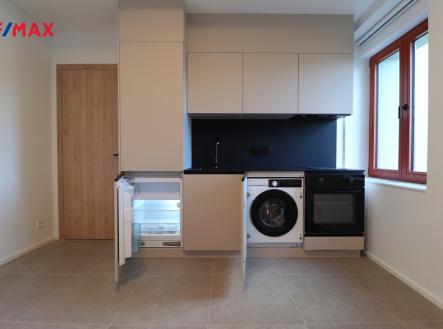 Pronájem bytu, 1+kk, 22 m²