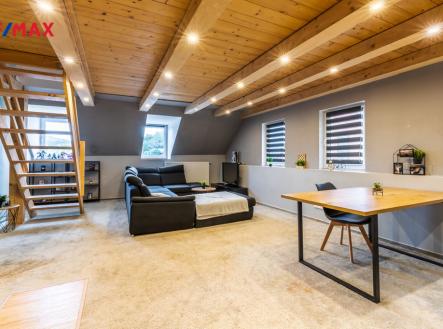 Prodej nájemního domu, 1 234 m²