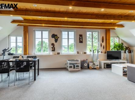 Prodej nájemního domu, 1 234 m²