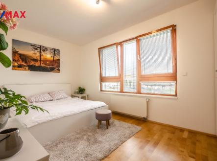Pronájem bytu, 2+kk, 61 m²