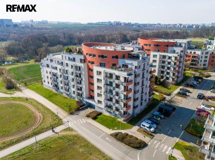 Pronájem bytu, 2+kk, 61 m²