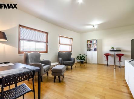 Pronájem bytu, 2+kk, 61 m²