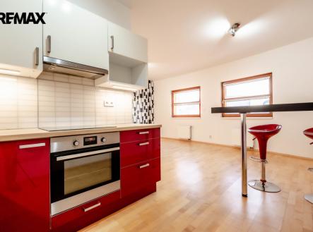 Pronájem bytu, 2+kk, 61 m²