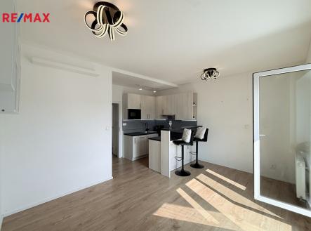 Pronájem bytu, 2+kk, 39 m²