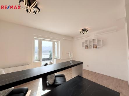 Pronájem bytu, 2+kk, 39 m²