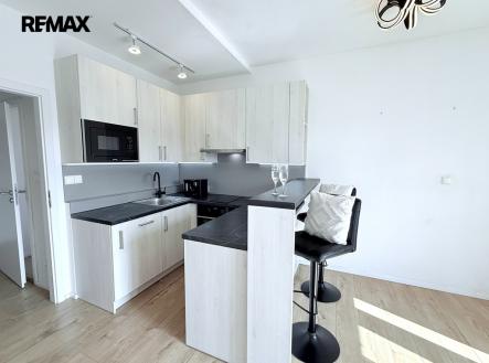 Pronájem bytu, 2+kk, 40 m²