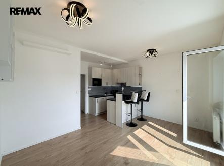 Pronájem bytu, 2+kk, 40 m²