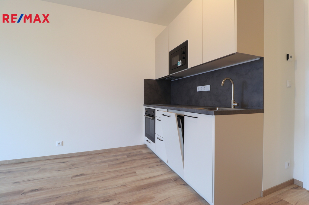 Obývací pokoj + kk