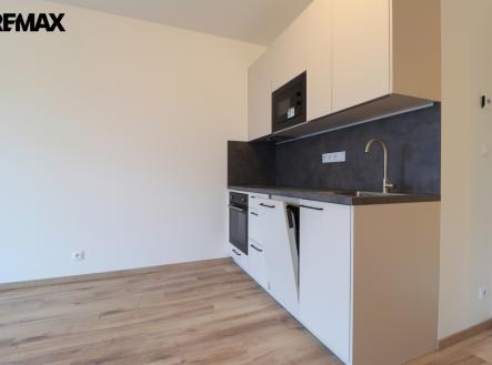 Pronájem bytu, 1+kk, 35 m²