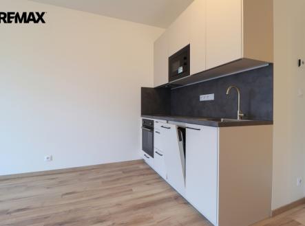 Pronájem bytu, 1+kk, 35 m²
