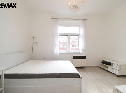 Pronájem bytu, 1+kk, 26 m²