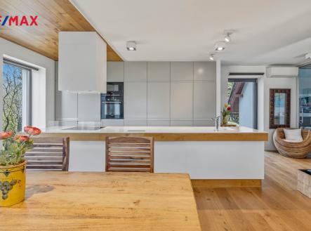 Prodej domu/vily, 285 m²