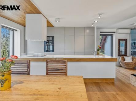 Prodej domu/vily, 285 m²