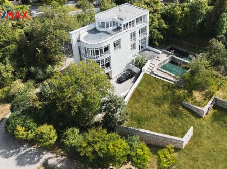 Prodej domu/vily, 323 m²