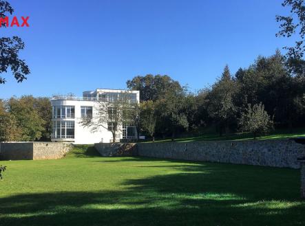 Prodej domu/vily, 323 m²