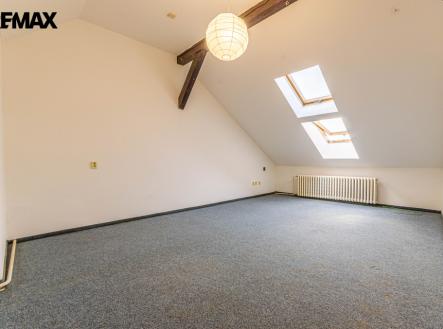 Pronájem bytu, 1+1, 33 m²