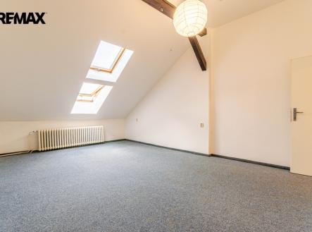 Pronájem bytu, 1+1, 33 m² obrázek