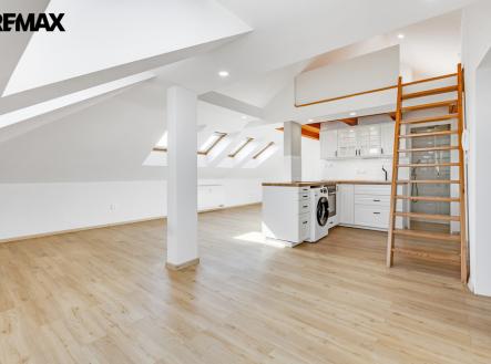 Prodej bytu, 2+kk, 82 m²