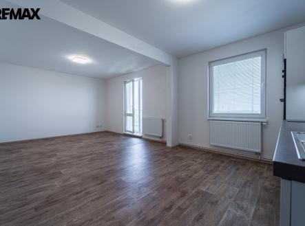 Pronájem bytu, 1+kk, 37 m²