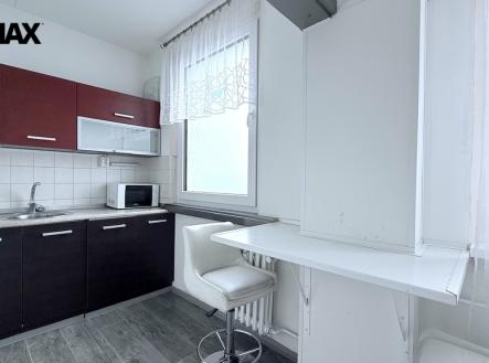 Pronájem bytu, 1+kk, 30 m²