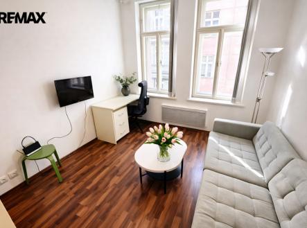 Pronájem bytu, 2+kk, 38 m²